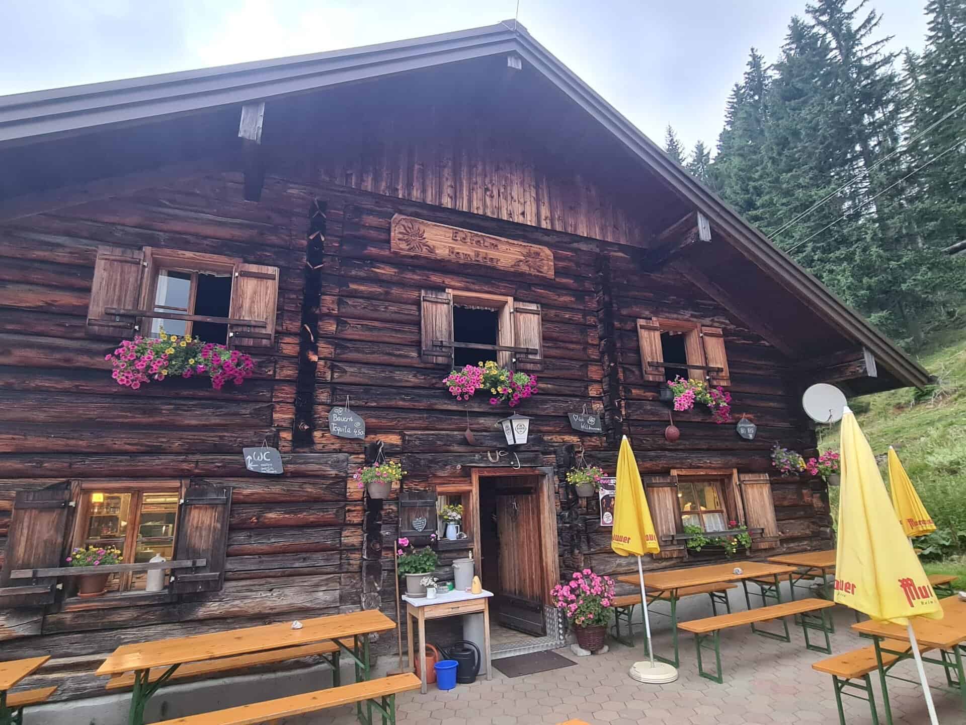 14 - Edalmhütte
