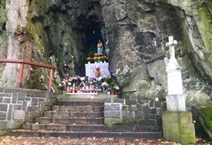 FP2 - Panna Marie ve skále