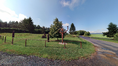 FP4 - dřevěné sochy v Plískově