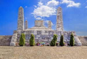 FP3 - Mohyla M.R. Štefánika