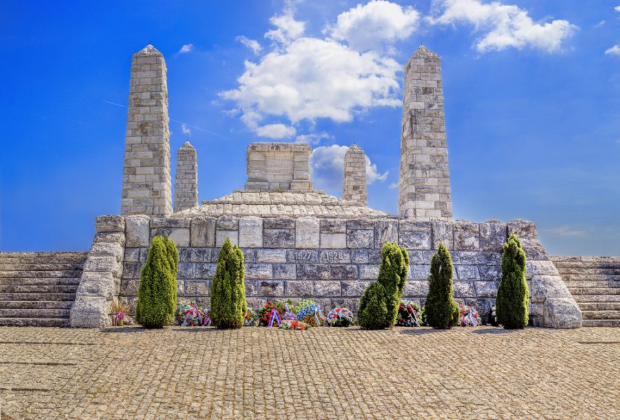 FP3 - Mohyla M.R. Štefánika