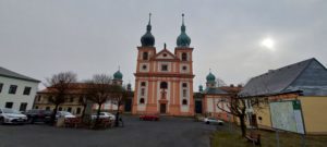 kostel Nanebevzetí Panny Marie a Sv.Mag. Chlum